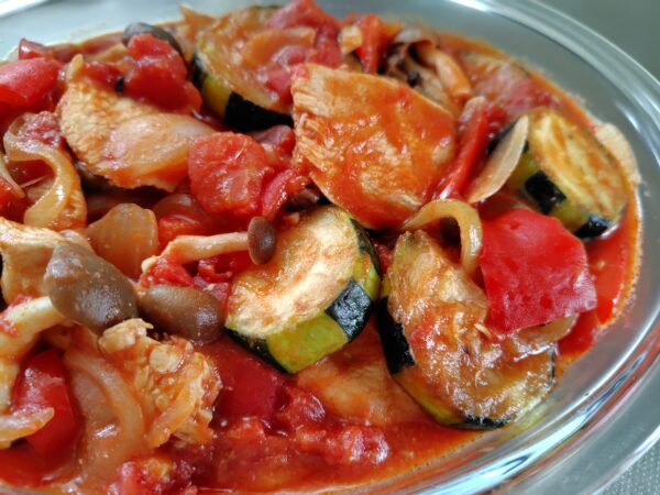 鶏肉のトマト煮